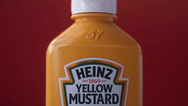 Kraft Heinz (KHC) Rises But Trails Market: What Investors Should Know