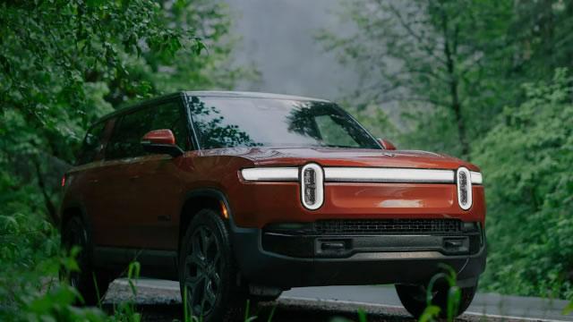 Rivian (RIVN) Shares Drop Amid Production Disruptions and Lower Delivery Forecast