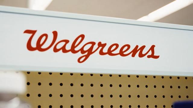 Walgreens: A New Risk Just Emerged for the Stock