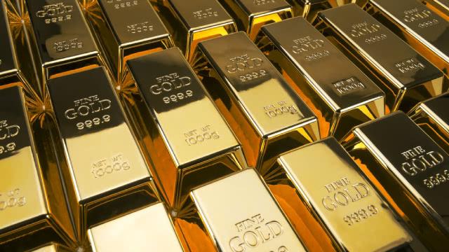 GOLD or AEM: Which Is the Better Value Stock Right Now?