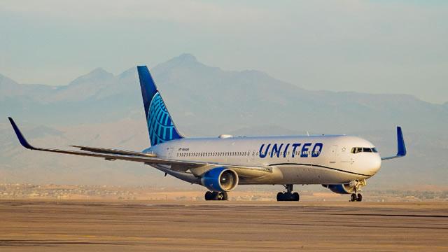 Compared to Estimates, United (UAL) Q3 Earnings: A Look at Key Metrics