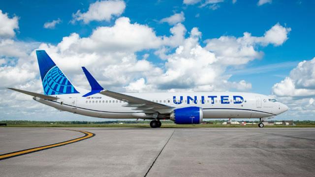 Here's Why United Airlines (UAL) Fell More Than Broader Market