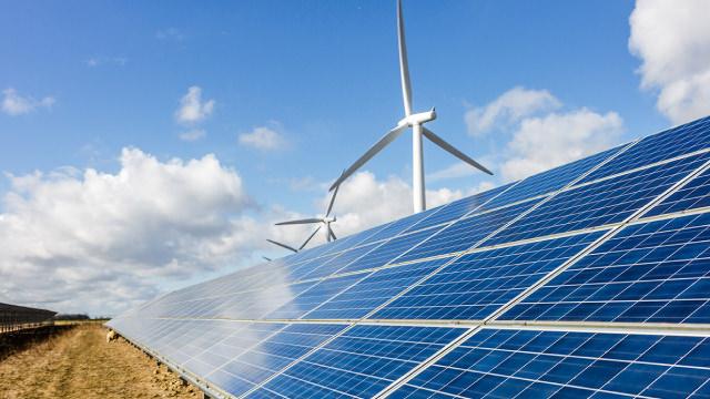 NextEra Energy (NEE) Increases Yet Falls Behind Market: What Investors Need to Know