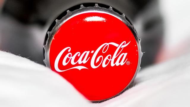 Coca-Cola (KO) Stock Dips While Market Gains: Key Facts