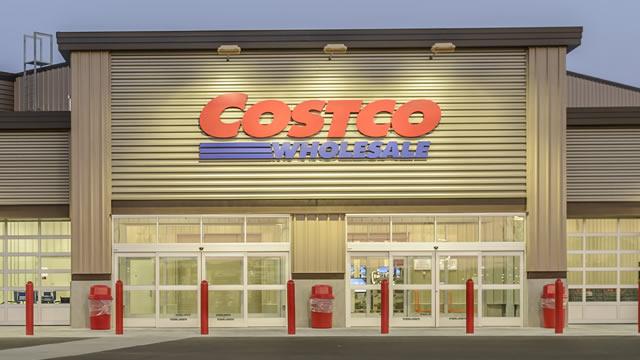 Costco's Strong Q4 Performance Sparks Mixed Analyst Reactions As Stock Slides