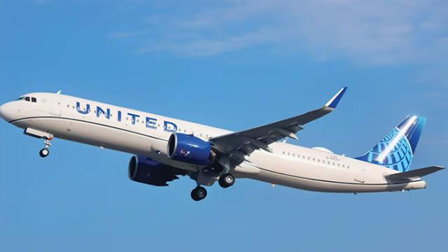 United Airlines (UAL) Expected to Beat Earnings Estimates: Should You Buy?