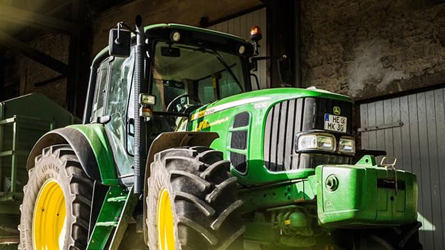 Deere & Company (DE) is Attracting Investor Attention: Here is What You Should Know