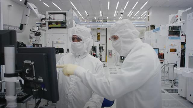 Applied Materials' Record Growth Fuels Momentum