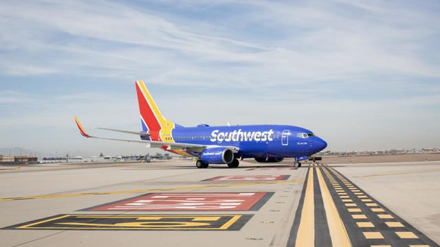 Southwest (LUV) Surges 5.4%: Is This an Indication of Further Gains?