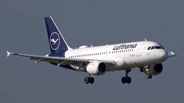 Lufthansa Fined $4 Million for Stopping 128 Jewish Passengers From Boarding Flight