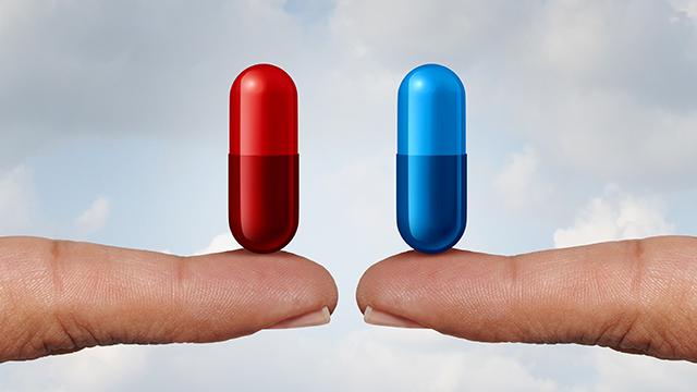 Which Pharma Stock Is the Better Bargain Buy: Pfizer or Eli Lilly?