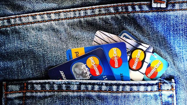 Wall Street Analysts Think MasterCard (MA) Is a Good Investment: Is It?