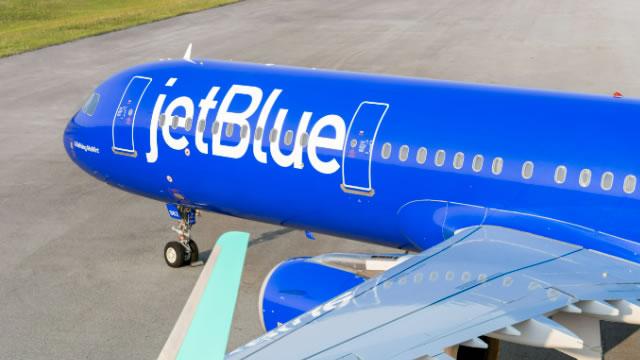 JetBlue is axing hot meals for economy flyers as it looks to cut costs