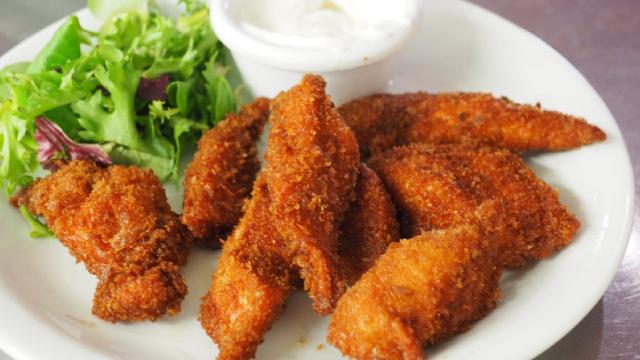 Wingstop (WING) Stock Falls Amid Market Uptick: What Investors Need to Know