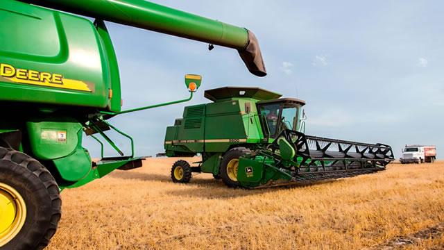 Deere & Company (DE) Is a Trending Stock: Facts to Know Before Betting on It