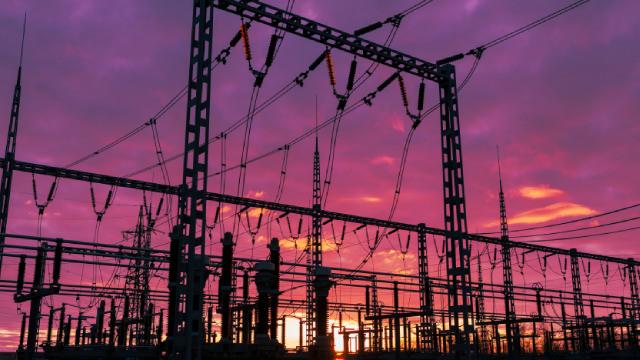 Dominion Energy Hits 52-Week High: What's Driving the Stock?